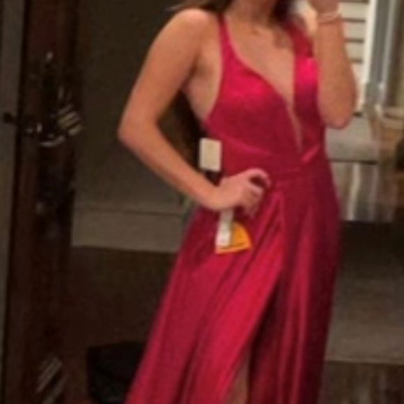 Beautiful Just Peachy Long Red Dress - Picture 2 of 3